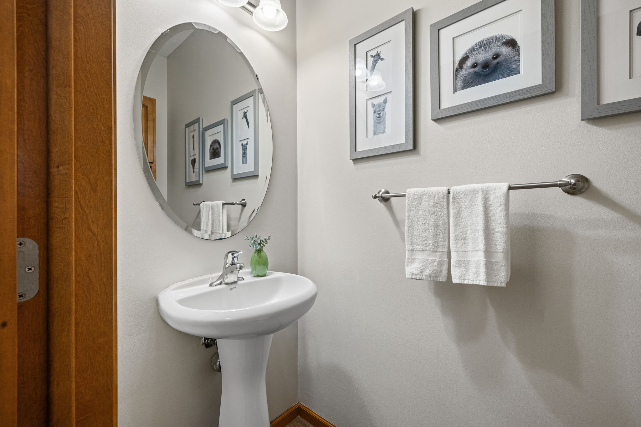 Photo 30