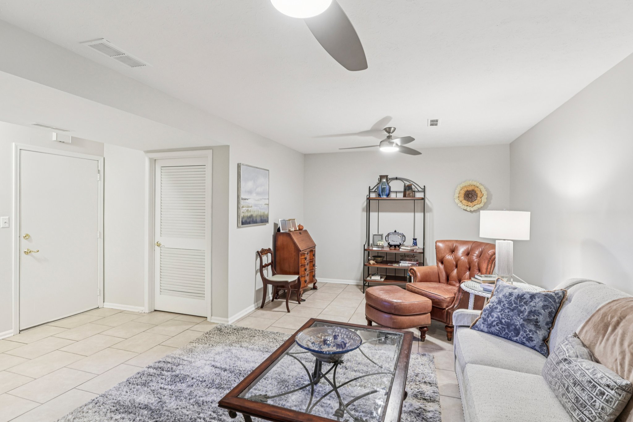 W Fitzwater Rd 6824-S0904-051.jpg