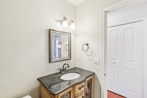 W Fitzwater Rd 6824-S0904-044.jpg