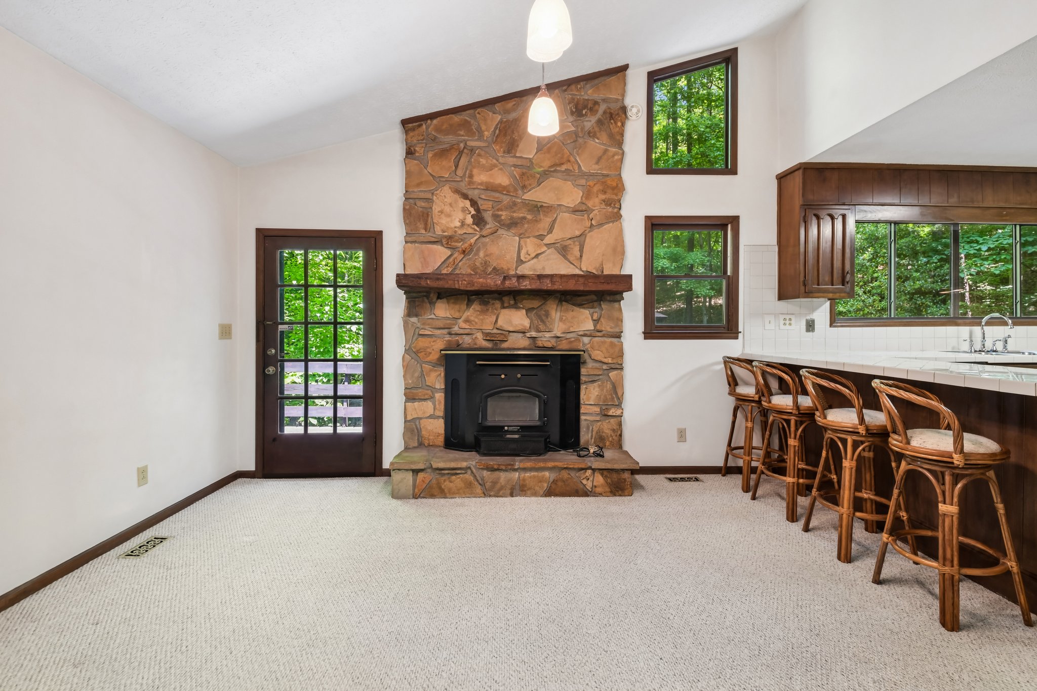 White Mill Rd-S2804-015.jpg