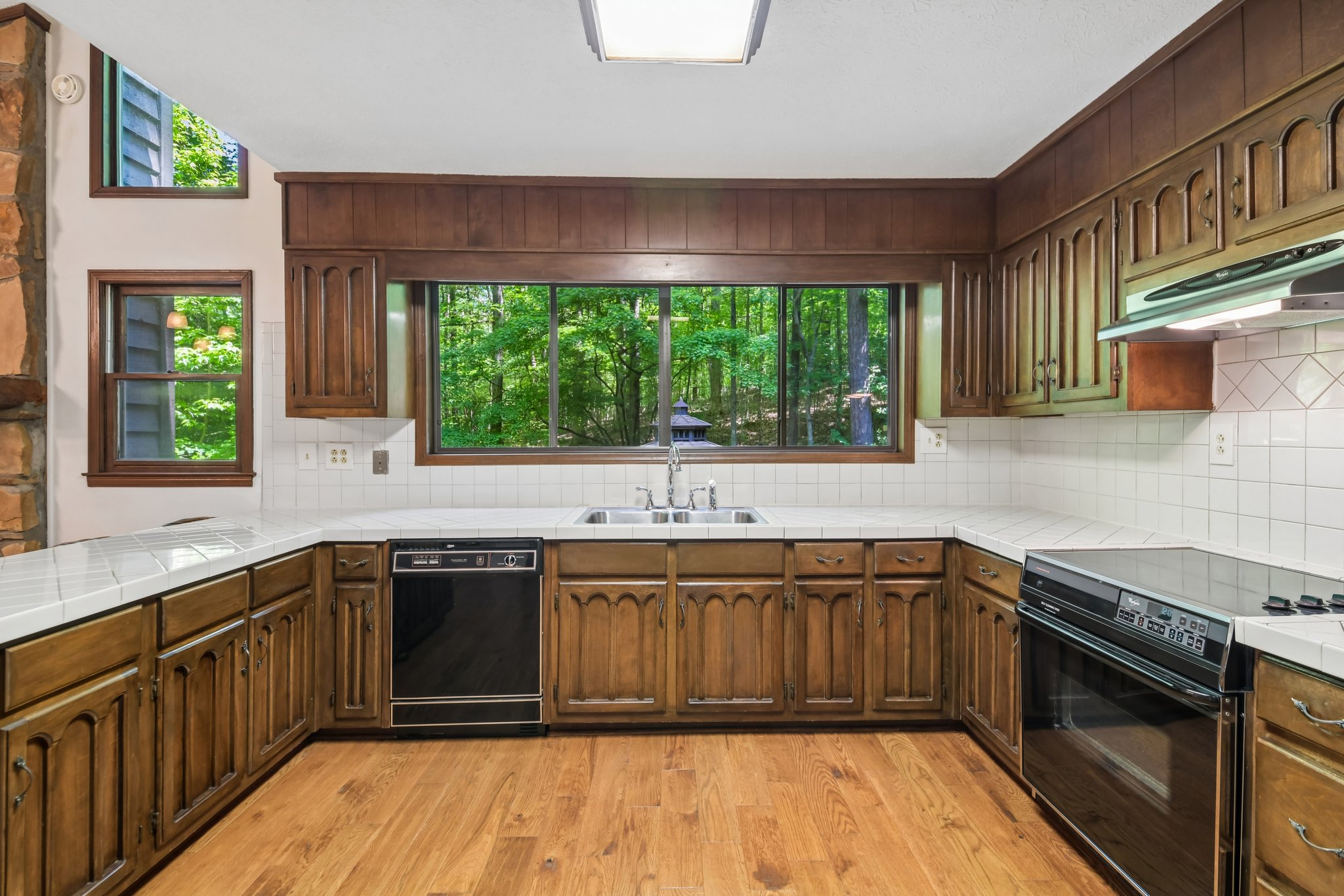 White Mill Rd-S2804-021.jpg