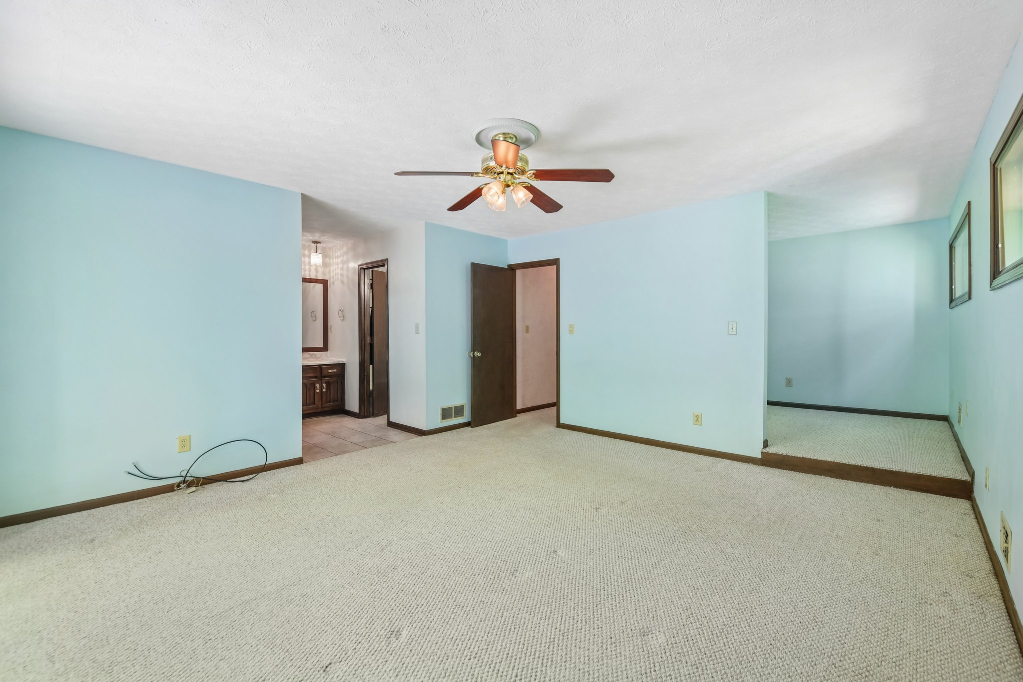 White Mill Rd-S2804-036.jpg