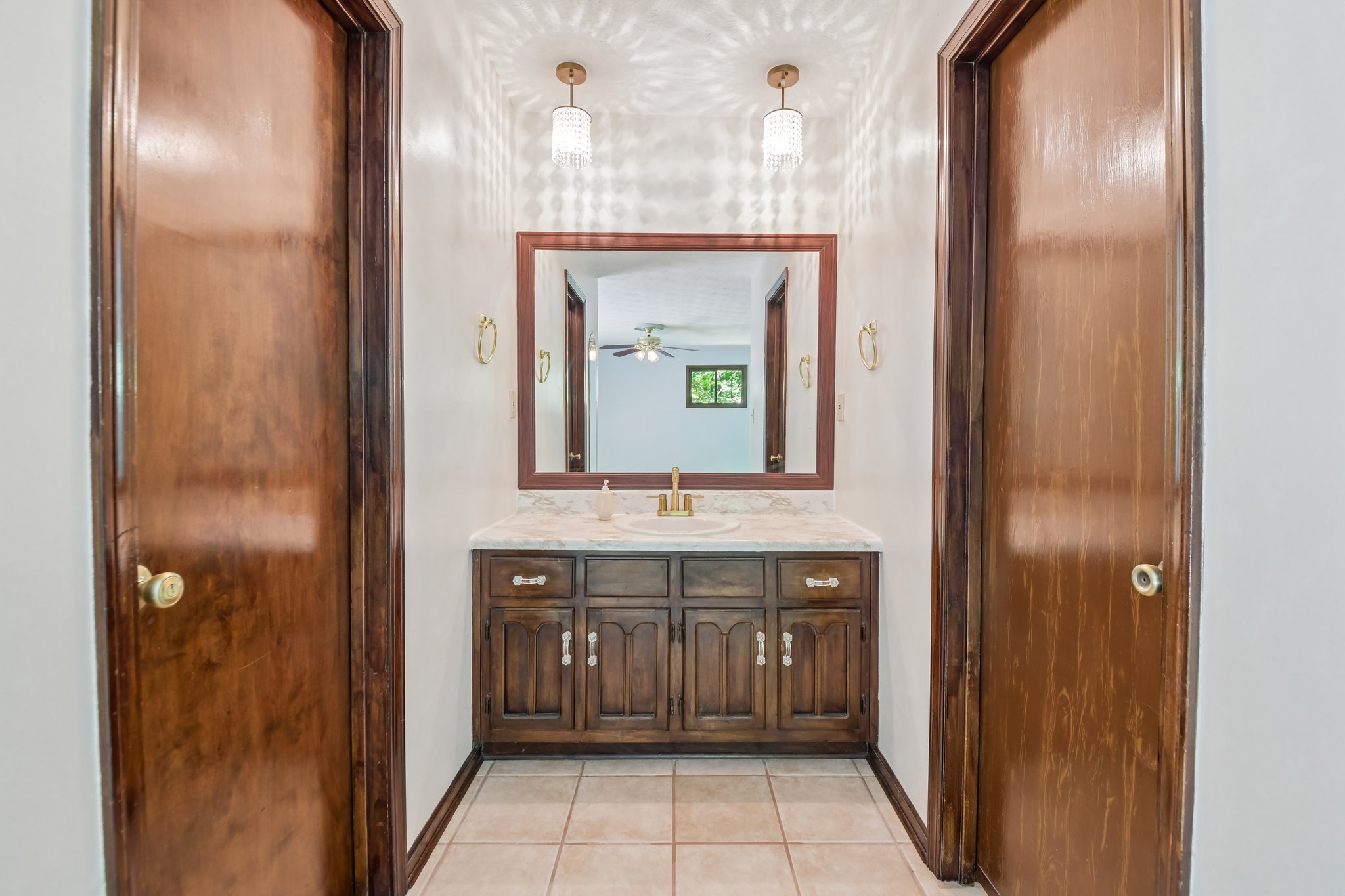 White Mill Rd-S2804-039.jpg