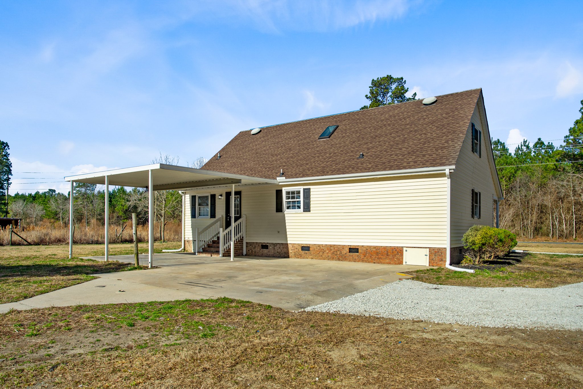 683 Small Town Rd, Pink Hill, NC 28572