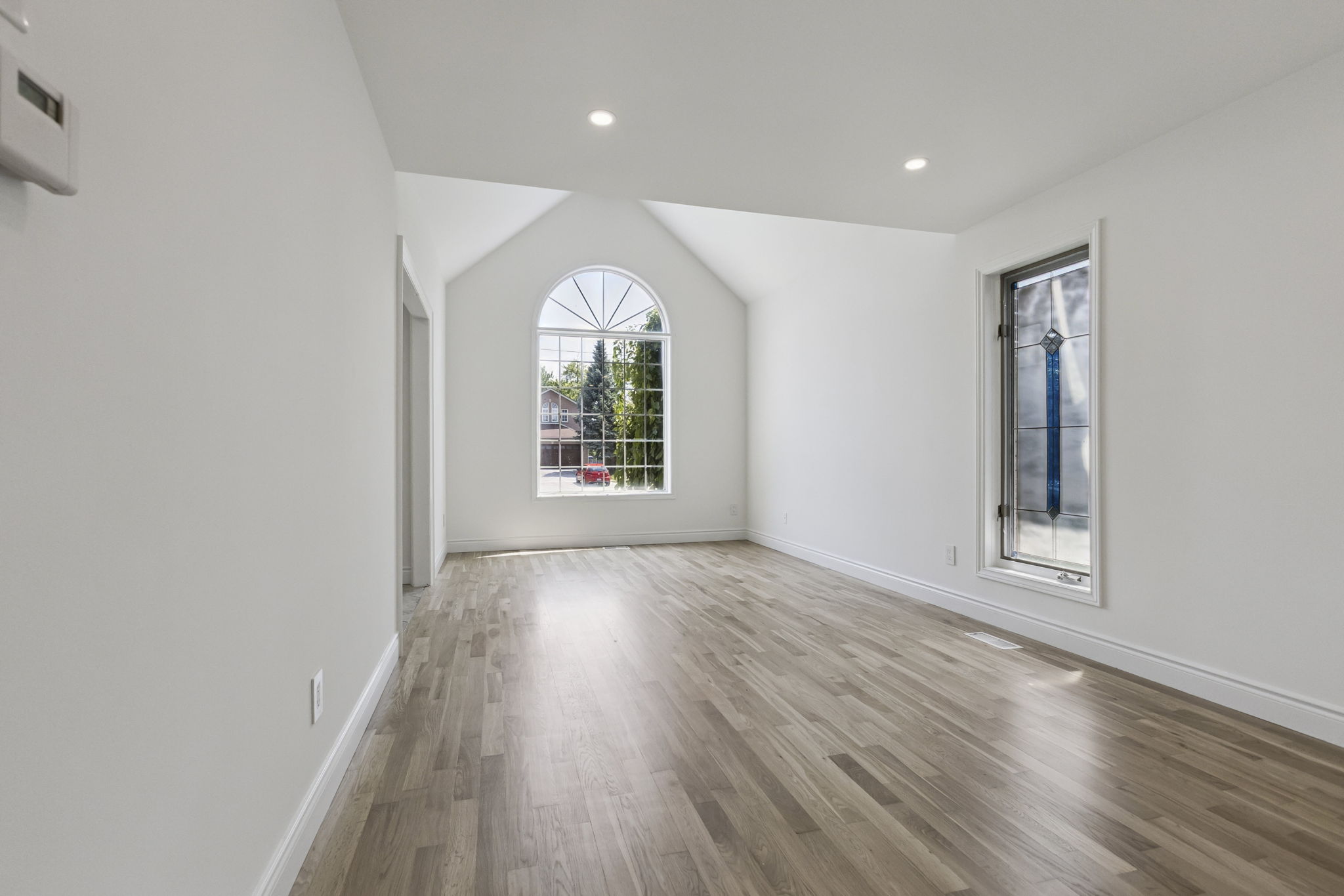 683 Willow Rd Guelph, ON N1H 8K2