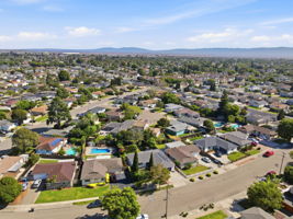 006_F8_AERIAL_6830 Rochelle Ave