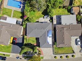 007_F8_AERIAL_6830 Rochelle Ave