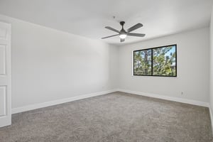 N 2200 12X-S1306-016.jpg