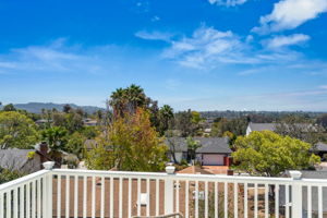 6832 Dennison St-34
