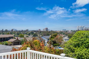 6832 Dennison St-32