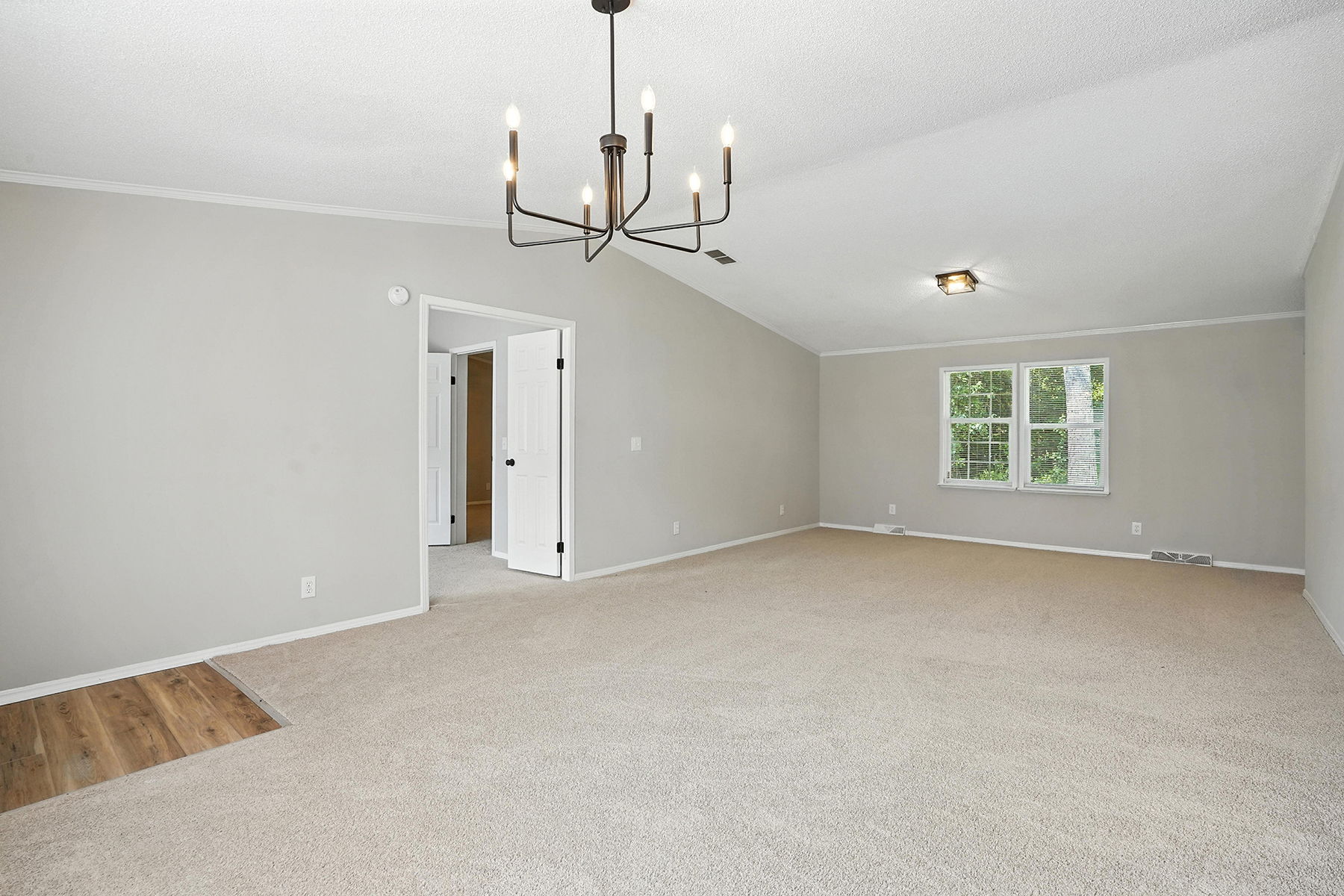 Dining/Living Room