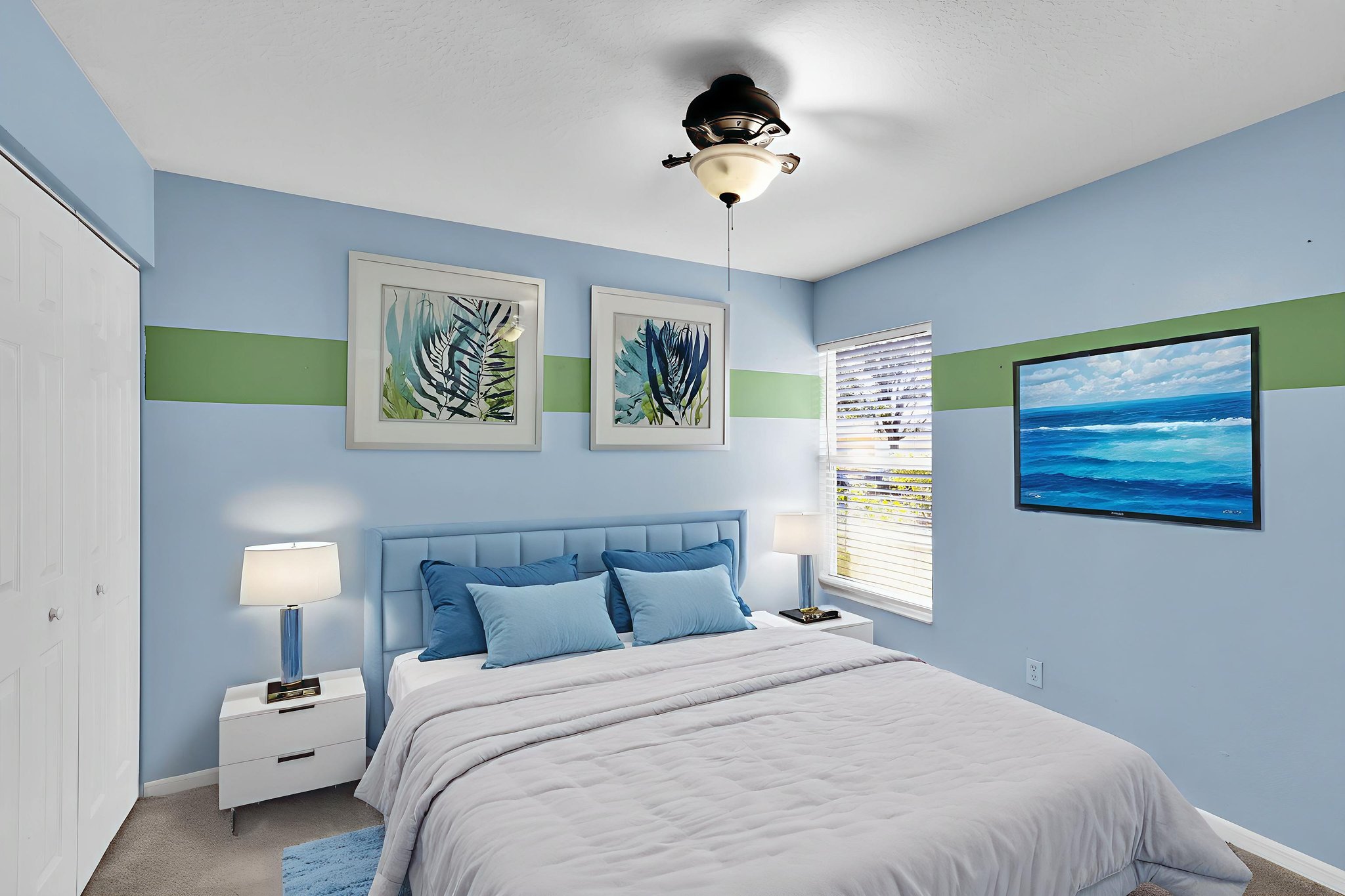 IMG_1593 virtually staged.jpeg