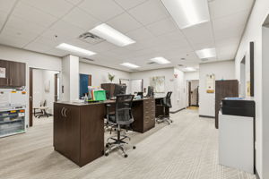 6835Communications_015