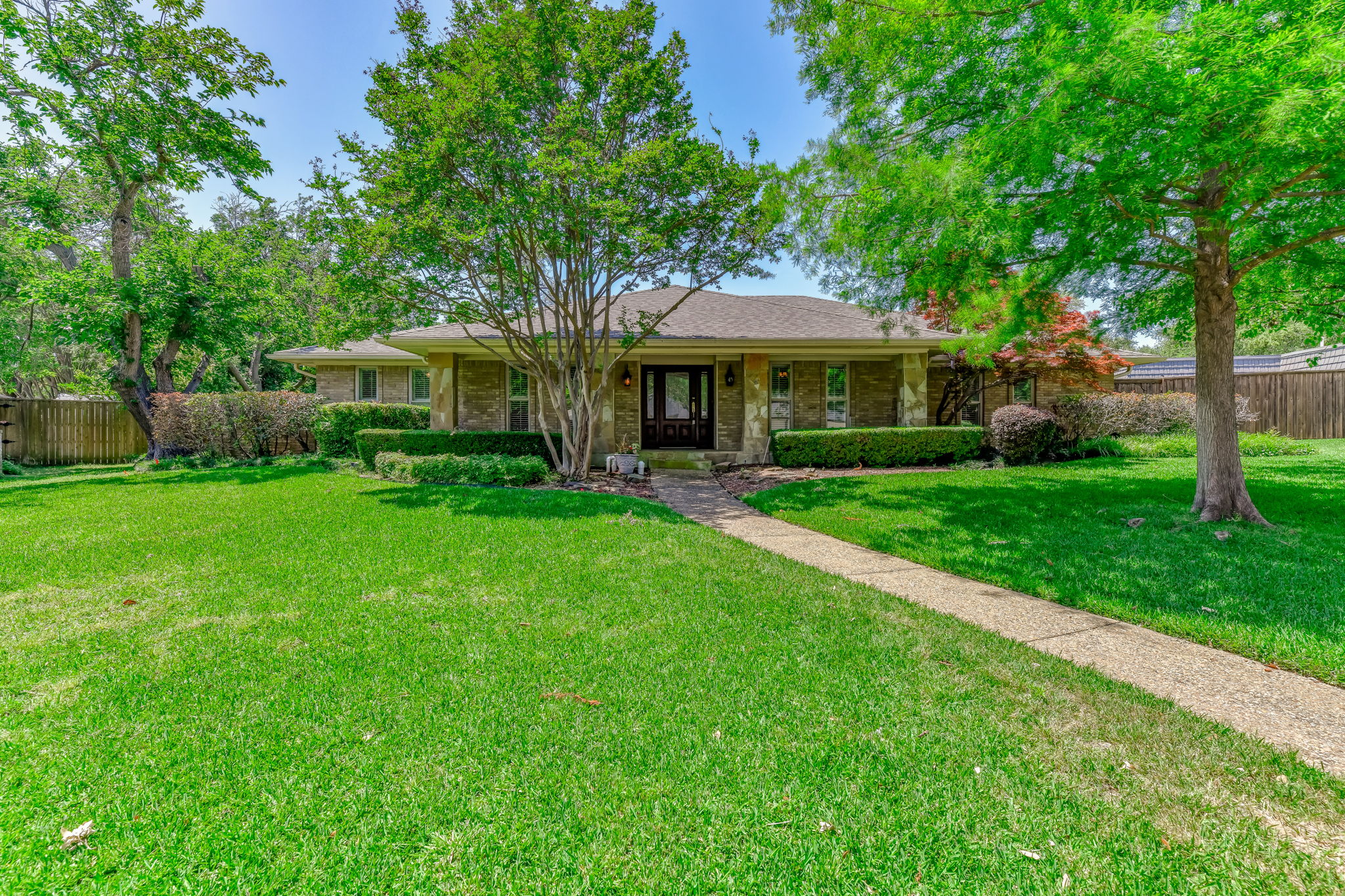 6836 Hillwood Ln, Dallas, TX 75248 | Gold Sprint Media