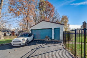 Chauncey Dr-056