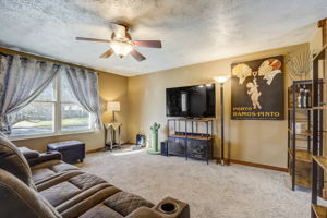Chauncey Dr-011