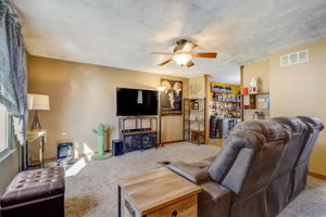 Chauncey Dr-010
