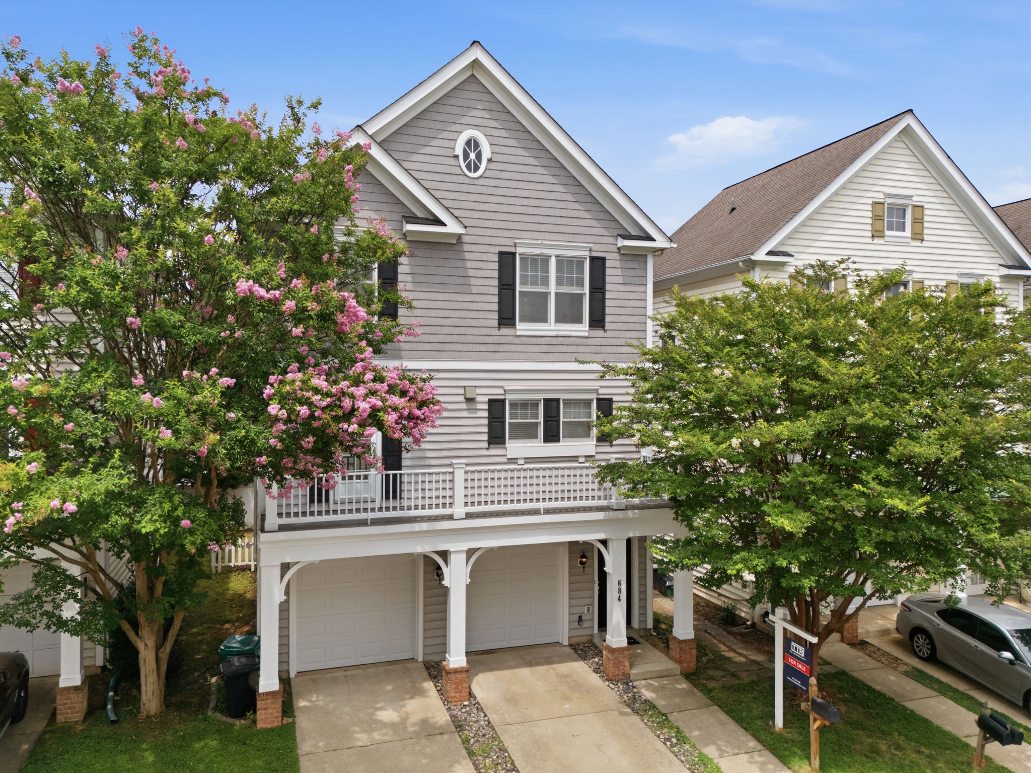 684 Heathwalk Mews -002