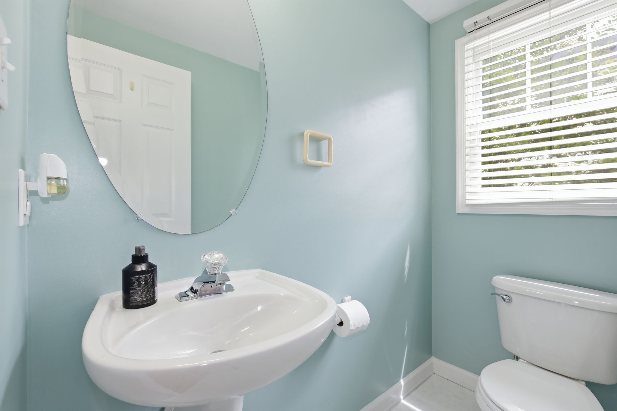 684 Heathwalk Mews -026