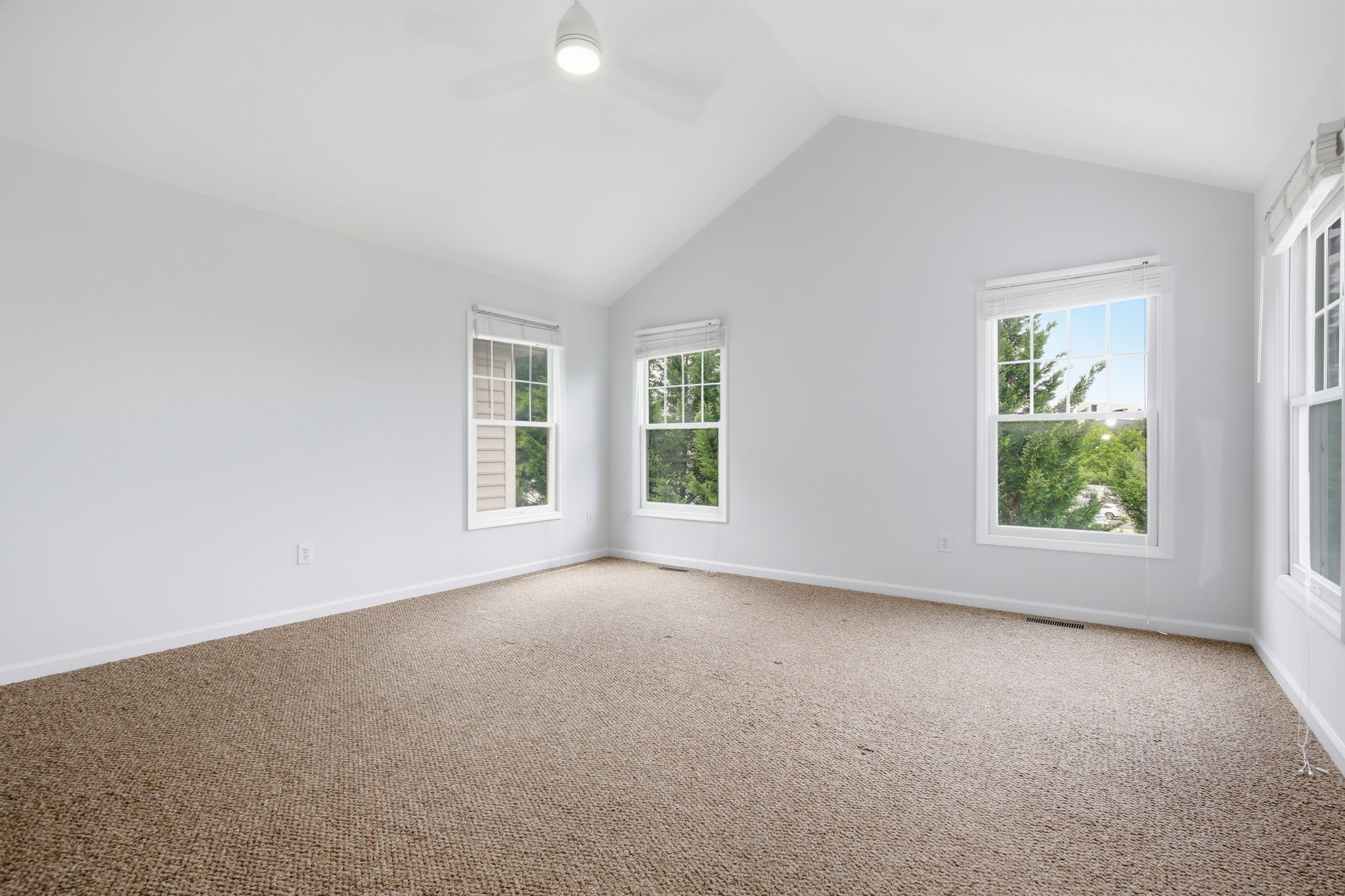 684 Heathwalk Mews -027