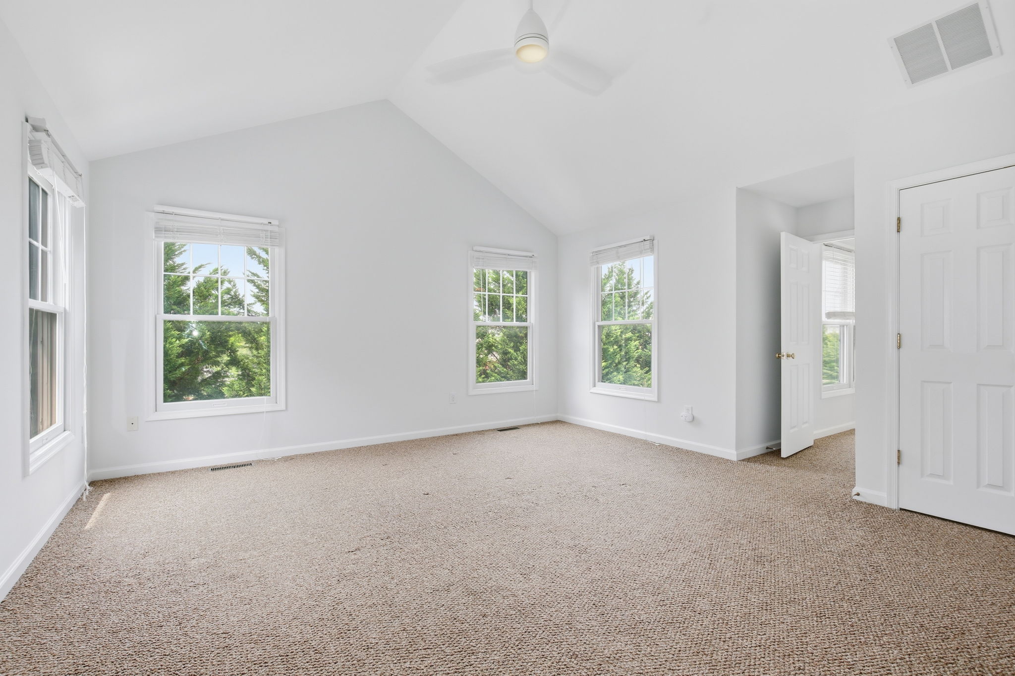 684 Heathwalk Mews -028