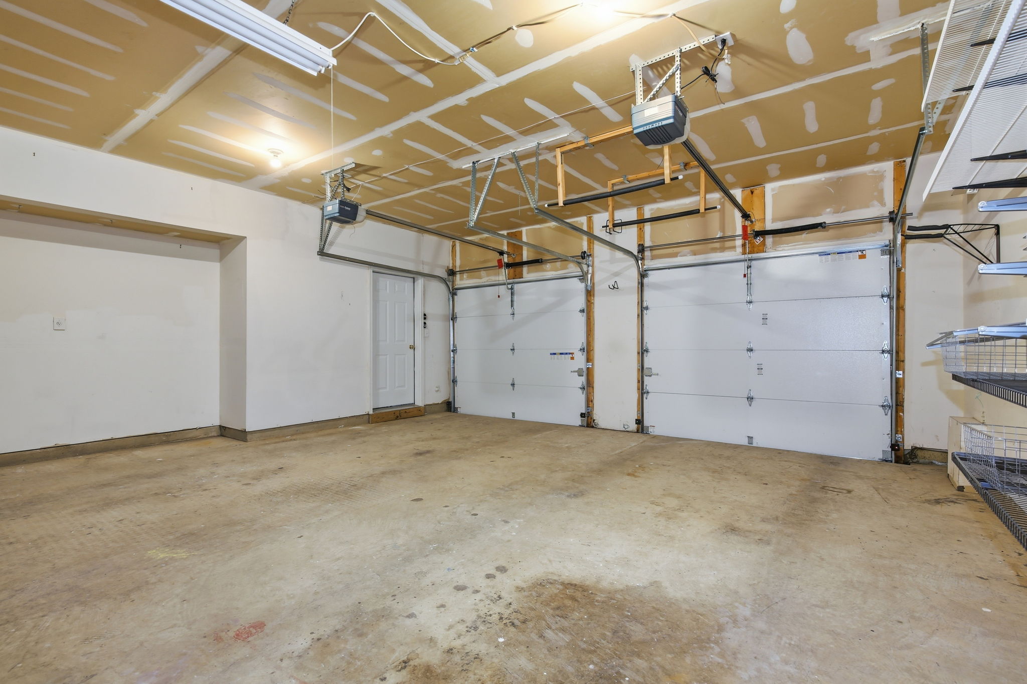 684 Heathwalk Mews -044
