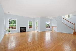 684 Heathwalk Mews -010