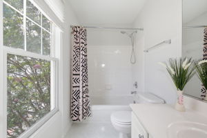 684 Heathwalk Mews -041