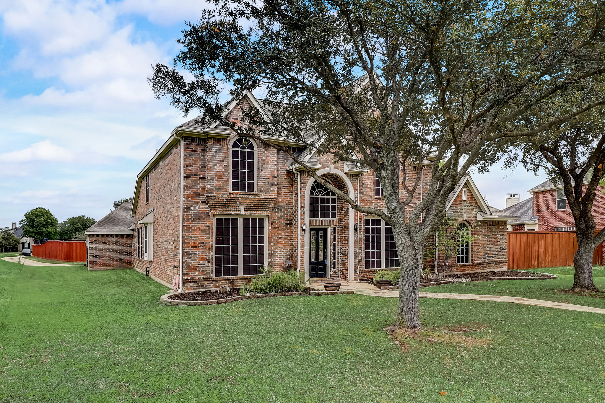 684 Hollow Cir, Coppell, TX 75019 | ShowingTime+ Listing Media Services