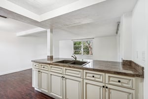 Mesa Verde St-S1508-013.jpg
