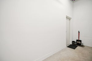  Photo 37