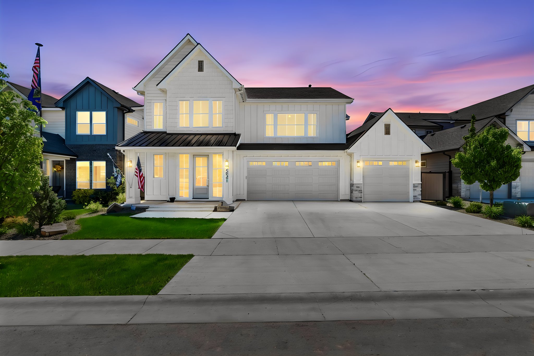 6841 W Mattawa Dr-3 day to dusk.jpeg