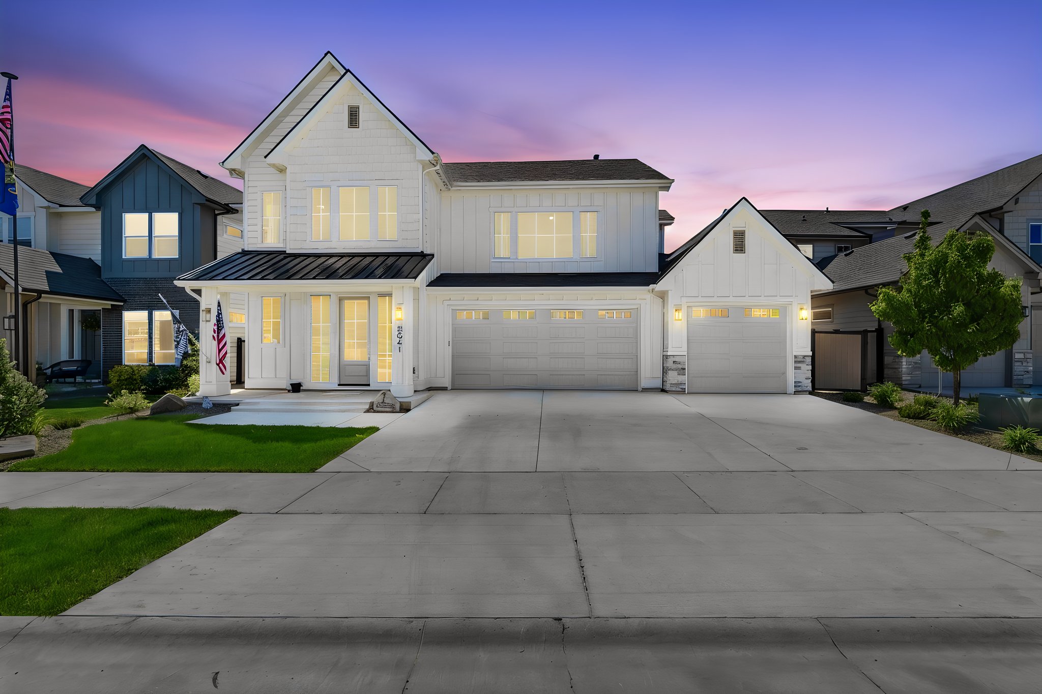 6841 W Mattawa Dr-4 day to dusk.jpeg