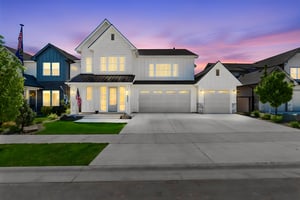 6841 W Mattawa Dr-3 day to dusk.jpeg