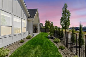 6841 W Mattawa Dr-71 day to dusk.jpeg