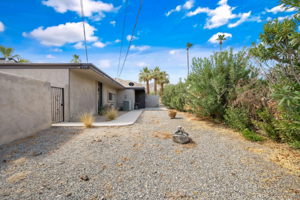 68420 Moonlight Dr, Cathedral City, CA 92234, USA Photo 46