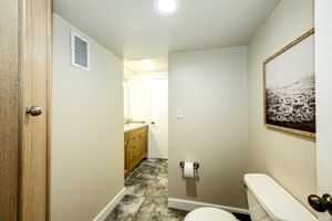  Photo 31