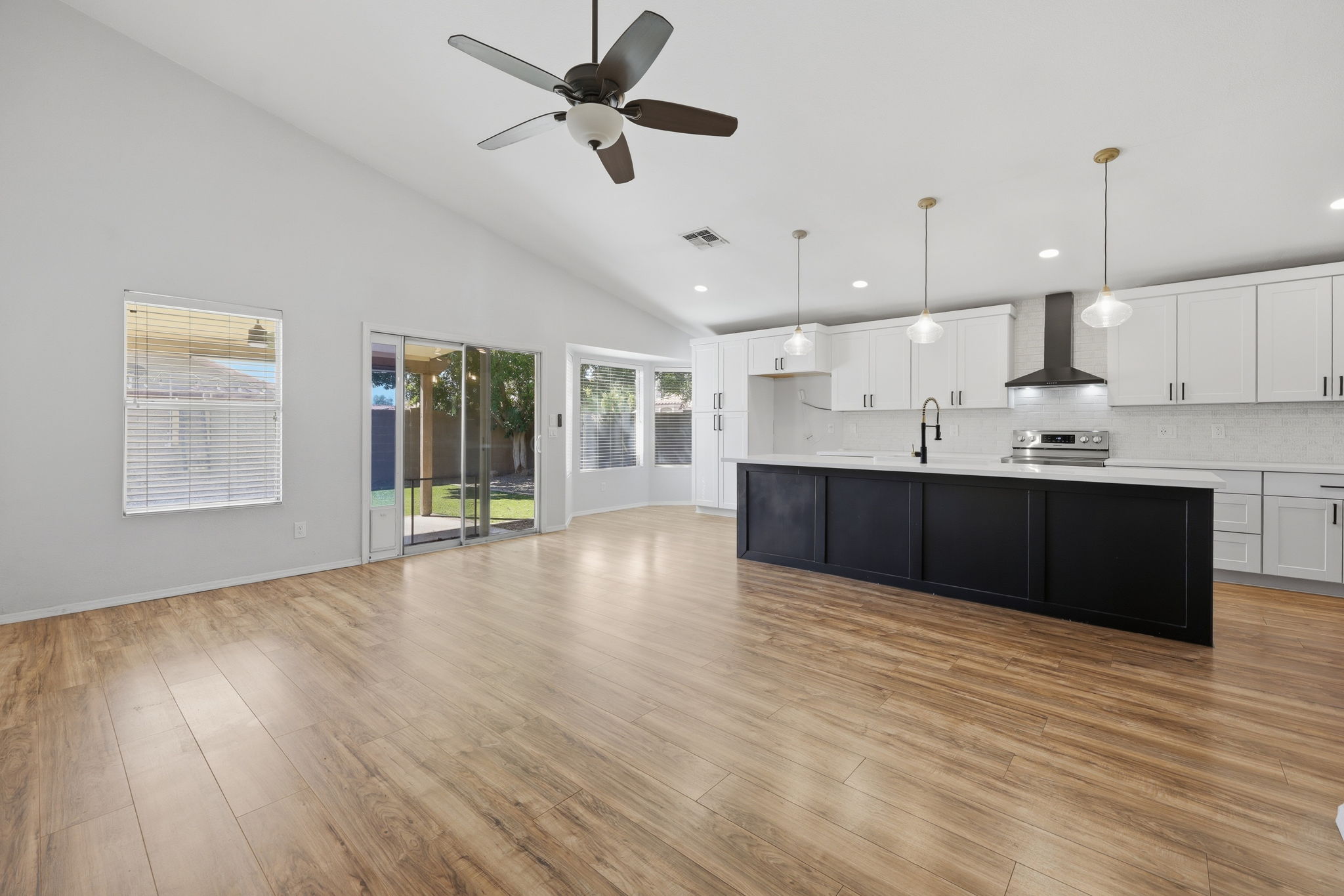 Dining Room/Kitchen