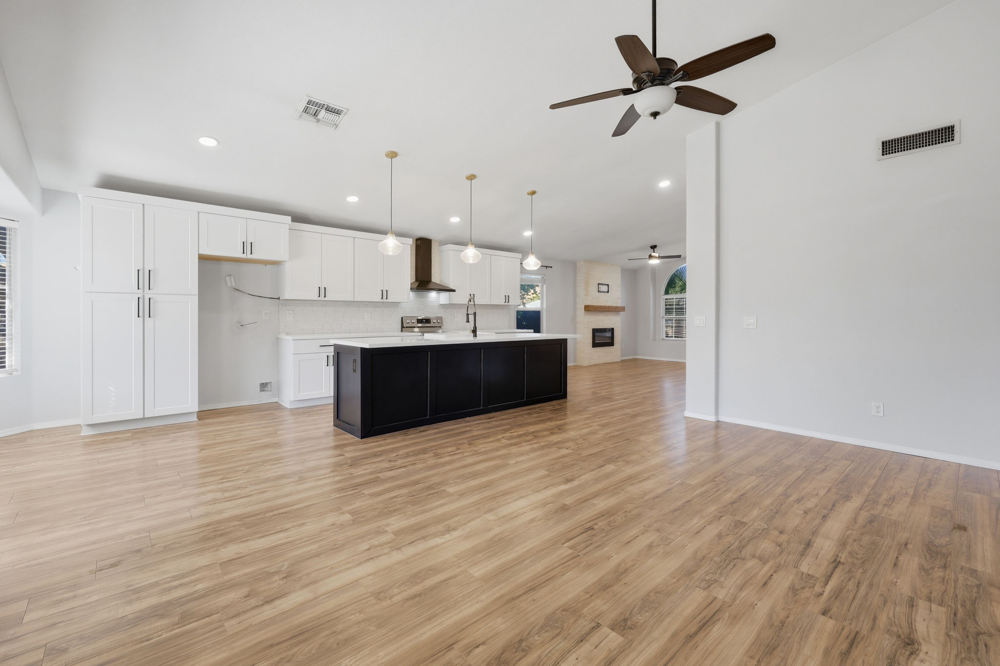 Dining Room/Kitchen