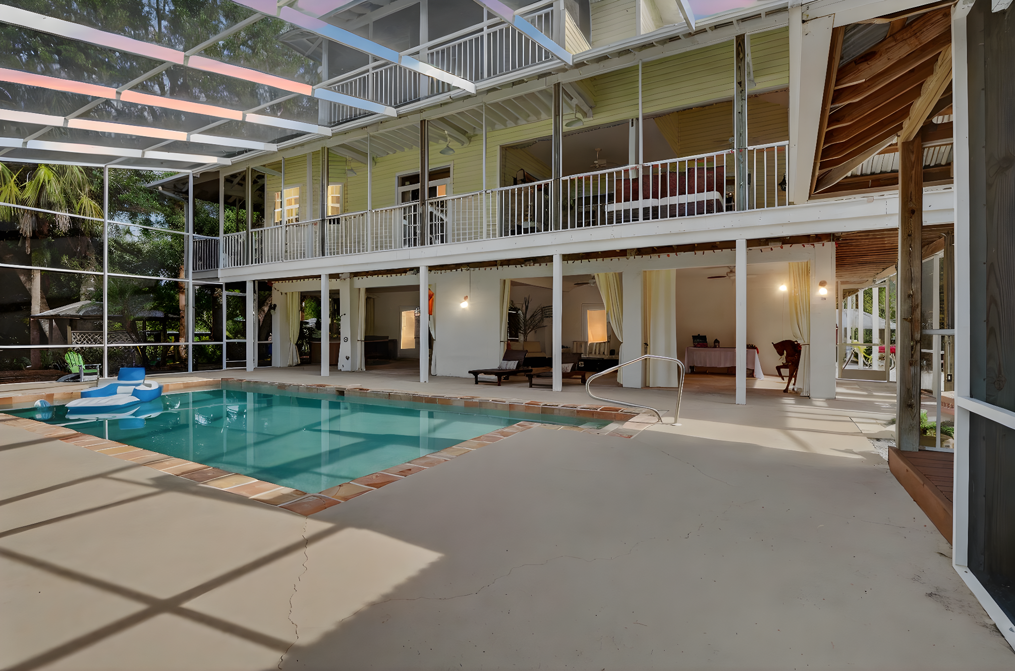 P1054519 day to dusk.jpeg