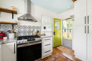 20260501_685glenwood_conner-30