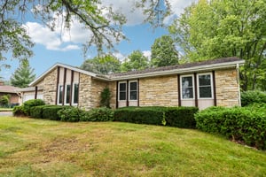 Oak Dr-S1809-002.jpg