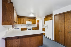 Oak Dr-S1809-013.jpg
