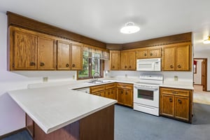 Oak Dr-S1809-014.jpg