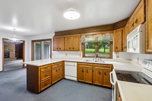 Oak Dr-S1809-016.jpg
