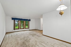 Oak Dr-S1809-017.jpg