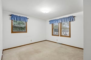 Oak Dr-S1809-033.jpg