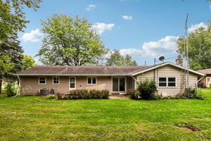Oak Dr-S1809-043.jpg