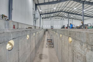  Photo 48