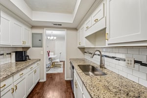Roswell Rd D21-S1305-013.jpg